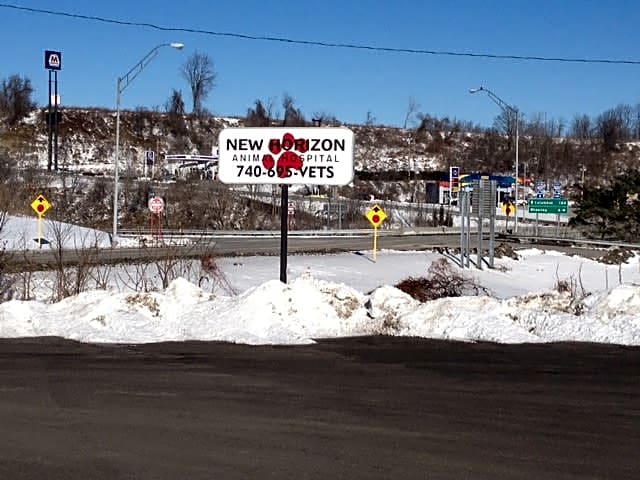 New Horizon Animal Hospital logo